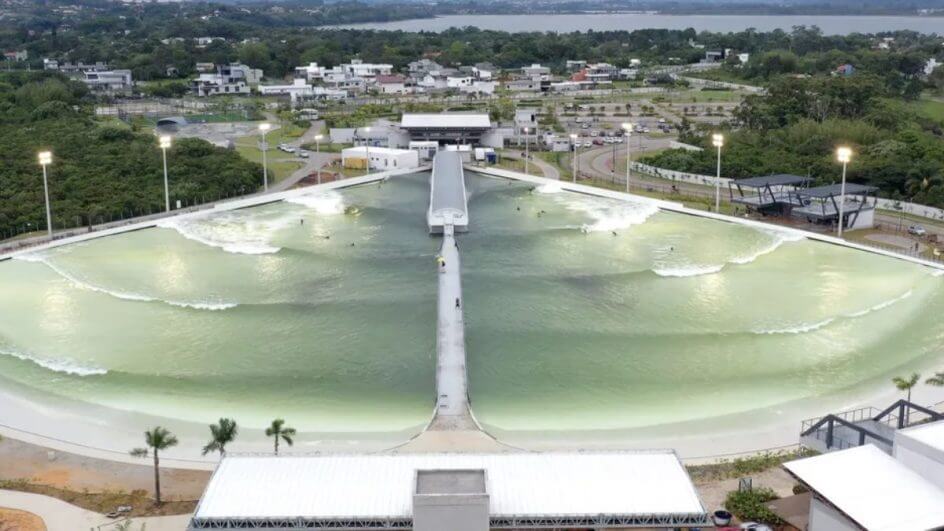 Você sabia que o Litoral de Santa Catarina tem uma piscina de ondas artificiais?